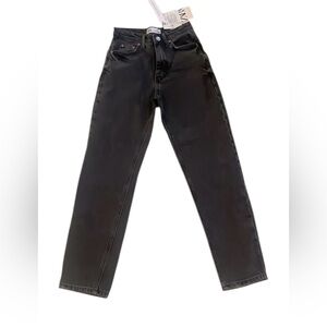 Zara “the 90’s mom fit in beginning black” jeans NWT